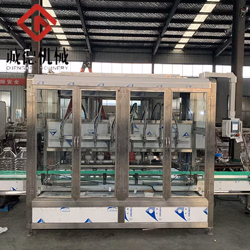 Автоматическая машина для наполнения расходомера смешанного масла